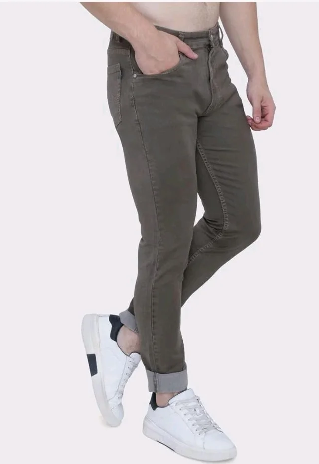 Strechable Denim Regular Fit Mid Waist Light Weight Soft Feel Stretchable Denim Jeans Pant for Men
- 34