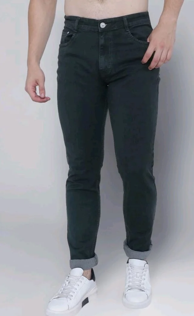 Strechable Denim Regular Fit Mid Waist Light Weight Soft Feel Stretchable Denim Jeans Pant for Men
- 34