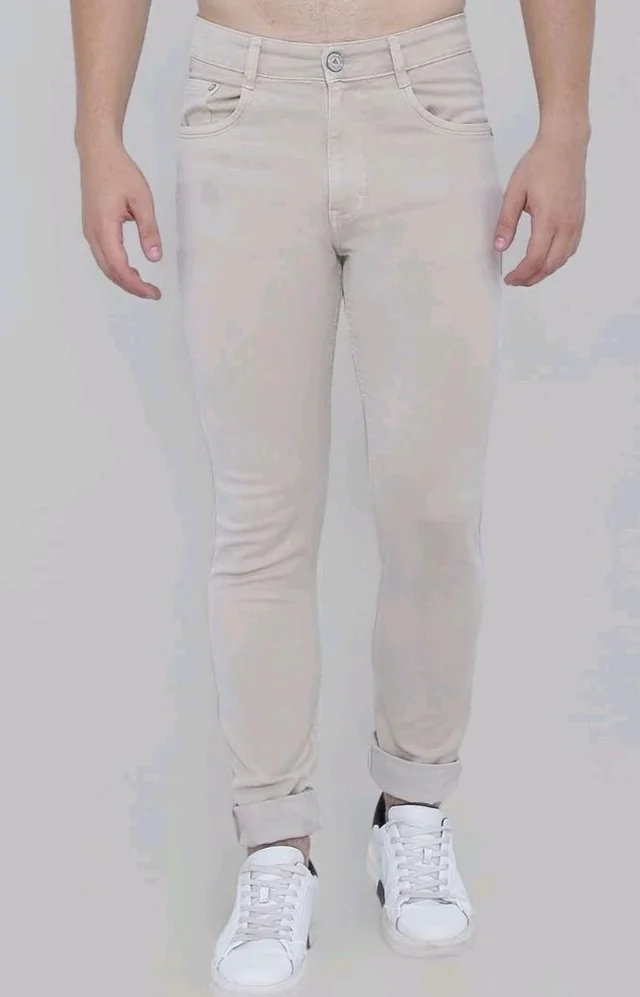Strechable Denim Regular Fit Mid Waist Light Weight Soft Feel Stretchable Denim Jeans Pant for Men
- 34