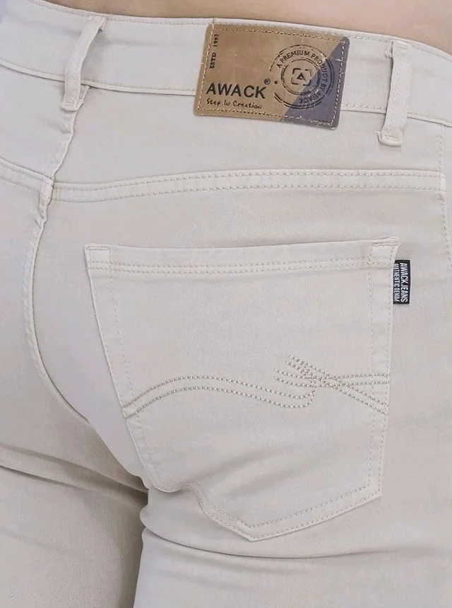 Strechable Denim Regular Fit Mid Waist Light Weight Soft Feel Stretchable Denim Jeans Pant for Men
- 34