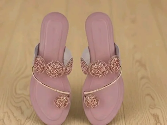 Women's Peach Embellished Flat Sandals For Party & Wedding Occasion - 6