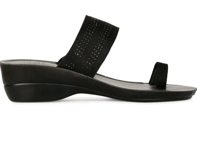 Bata Women's Wedge Heel Sandal - 10