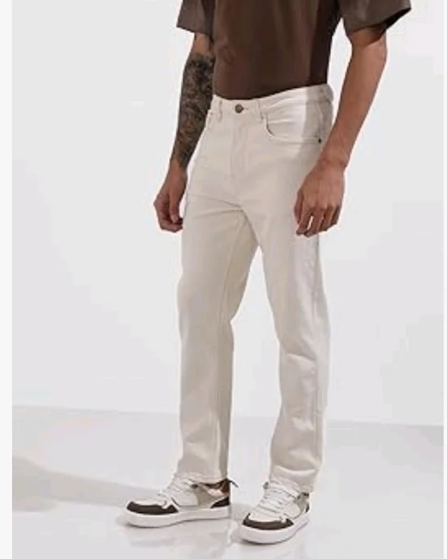 THE INDIAN GARAGE CO Men Slim Straight Fit Solid Mid-Rise Stretchable Jeans
- 32