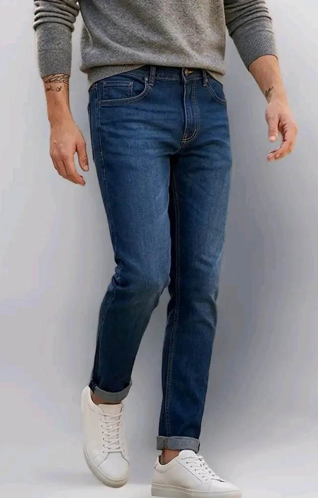 Urbano Fashion Men Jeans
- 32