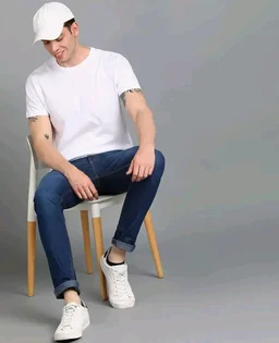 Urbano Fashion Men Jeans
- 32