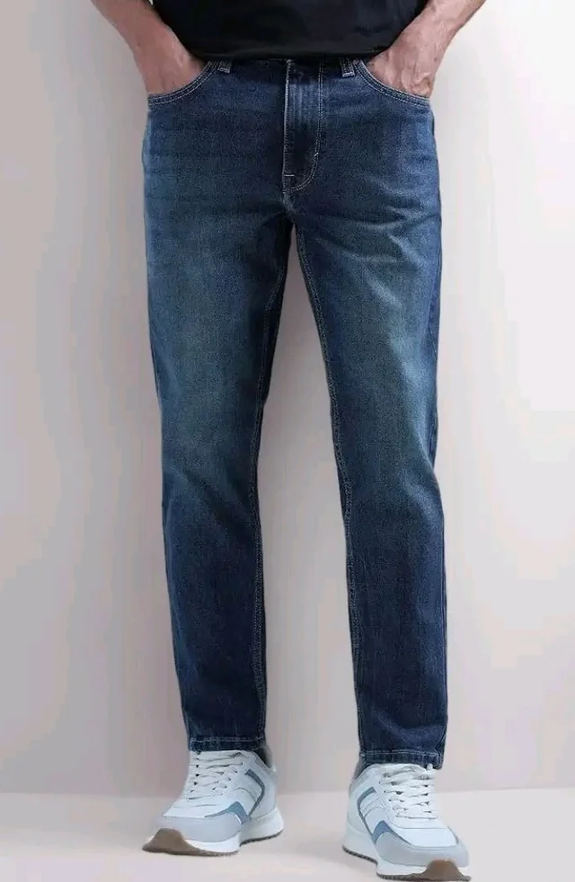 Flying Machine Men's Relaxed Tapered Fit Jeans| Solid | Mid Rise | Stretchable | Jeans for Man
- 36