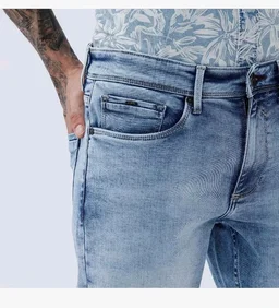 Ultra-flexible stretch cotton denim. Modern style. Durable, breathable & built for all-day travel comfort. - 34