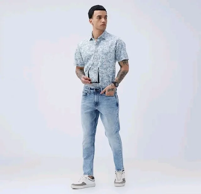 Ultra-flexible stretch cotton denim. Modern style. Durable, breathable & built for all-day travel comfort. - 34
