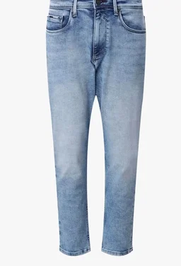 BASICS Premium Cotton Stretch Jeans for Men | Smart Casual Denim
Ultra-flexible stretch cotton denim. Modern style. Durable, breathable & built for all-day travel comfort. - 34