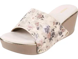 Mochi Women's Wedge Heel Fashion Sandals - 6