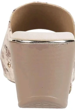 Mochi Women's Wedge Heel Fashion Sandals - 6