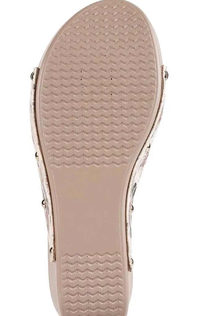 Mochi Women's Wedge Heel Fashion Sandals - 6