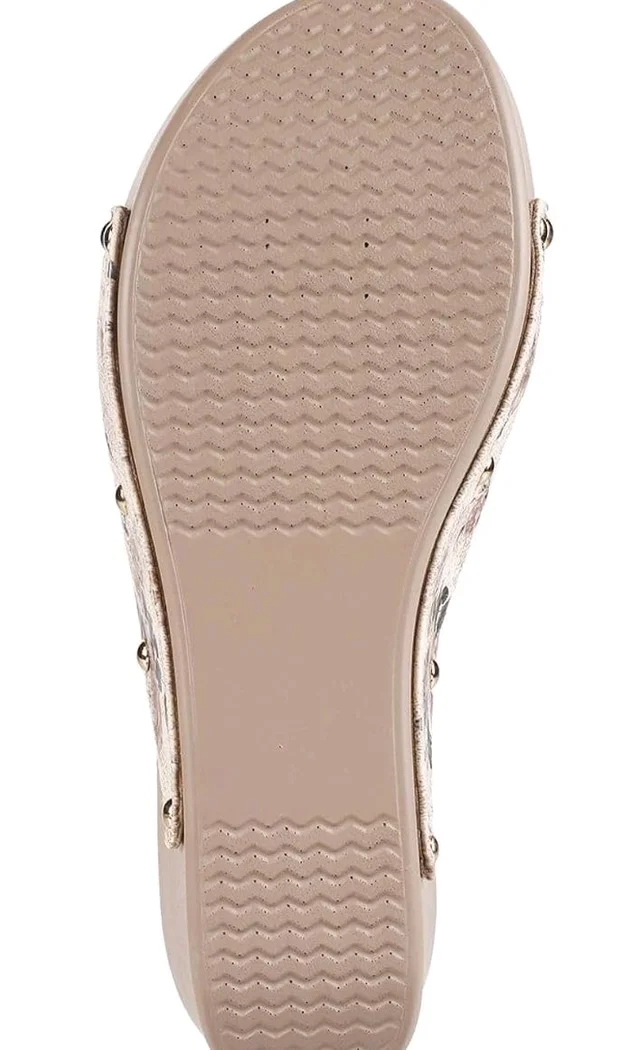 Mochi Women's Wedge Heel Fashion Sandals - 6