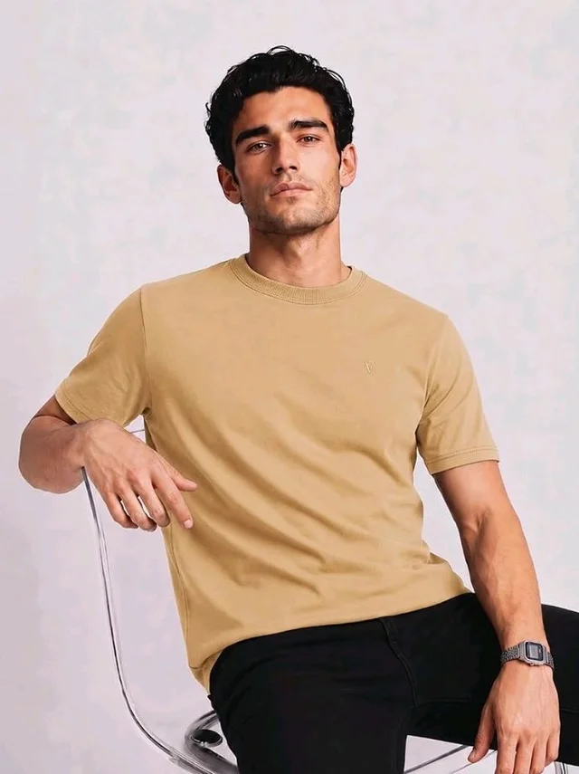 Van Heusen Men’s Crew Neck T-Shirt – Soft & Breathable Cotton | Regular Fit | Comfortable Everyday Casual Wear | Short Sleeves | Summer Favorite |Solid Colors | Style 60052|Available in Pack of 1 & 2 - S