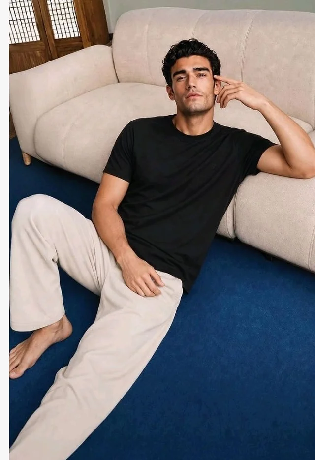 Van Heusen Men’s Crew Neck T-Shirt – Soft & Breathable Cotton | Regular Fit | Comfortable Everyday Casual Wear | Short Sleeves | Summer Favorite |Solid Colors | Style 60052|Available in Pack of 1 & 2 - L