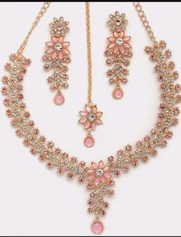 Sukkhi Charming AD Diamonds Studded Floral Choker Necklace with Danlge Earrings Maangtikka Jewellery Set for Women & Girls