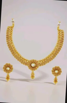 Sukkhi Eye-Catchy Jalebi Design Gold Plated Necklace Set For Women