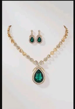Shining Diva Fashion Latest Stylish Design Fancy Crystal Necklace Jewellery Set for Women (15221s)(Green)