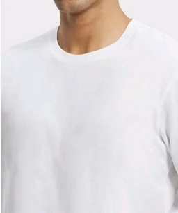 Jockey 2714 Men Super Combed Cotton Rich Round Neck Half Sleeve Regular Fit T-Shirt
- L