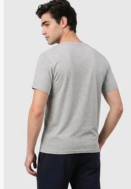 Van Heusen Men’s Crew Neck T-Shirt – Soft & Breathable Cotton | Regular Fit | Comfortable Everyday Casual Wear | Short Sleeves | Summer Favorite |Solid Colors | Style 60052|Available in Pack of 1 & 2
- S
