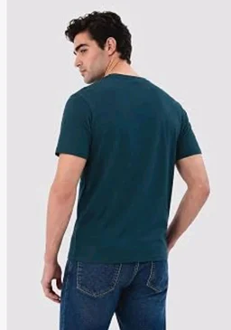 Van Heusen Men’s Crew Neck T-Shirt – Soft & Breathable Cotton | Regular Fit | Comfortable Everyday Casual Wear | Short Sleeves | Summer Favorite |Solid Colors | Style 60052|Available in Pack of 1 & 2
- M