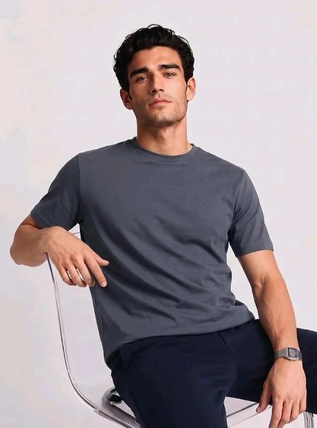 Van Heusen Men’s Crew Neck T-Shirt – Soft & Breathable Cotton | Regular Fit | Comfortable Everyday Casual Wear | Short Sleeves | Summer Favorite |Solid Colors | Style 60052|Available in Pack of 1 & 2
- M