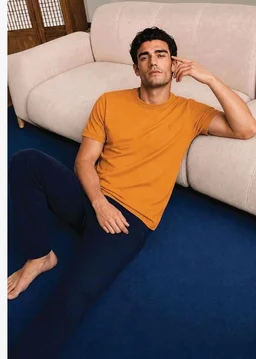 Van Heusen Men’s Crew Neck T-Shirt – Soft & Breathable Cotton | Regular Fit | Comfortable Everyday Casual Wear | Short Sleeves | Summer Favorite |Solid Colors | Style 60052|Available in Pack of 1 & 2
- M