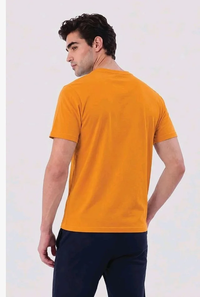 Van Heusen Men’s Crew Neck T-Shirt – Soft & Breathable Cotton | Regular Fit | Comfortable Everyday Casual Wear | Short Sleeves | Summer Favorite |Solid Colors | Style 60052|Available in Pack of 1 & 2
- M