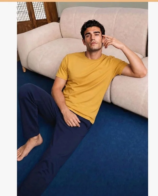 Van Heusen Men’s Crew Neck T-Shirt – Soft & Breathable Cotton | Regular Fit | Comfortable Everyday Casual Wear | Short Sleeves | Summer Favorite |Solid Colors | Style 60052|Available in Pack of 1 & 2
- S