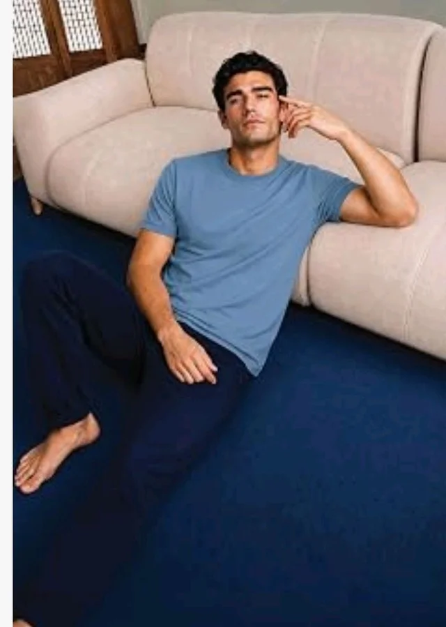 Van Heusen Men’s Crew Neck T-Shirt – Soft & Breathable Cotton | Regular Fit | Comfortable Everyday Casual Wear | Short Sleeves | Summer Favorite |Solid Colors | Style 60052|Available in Pack of 1 & 2
- M