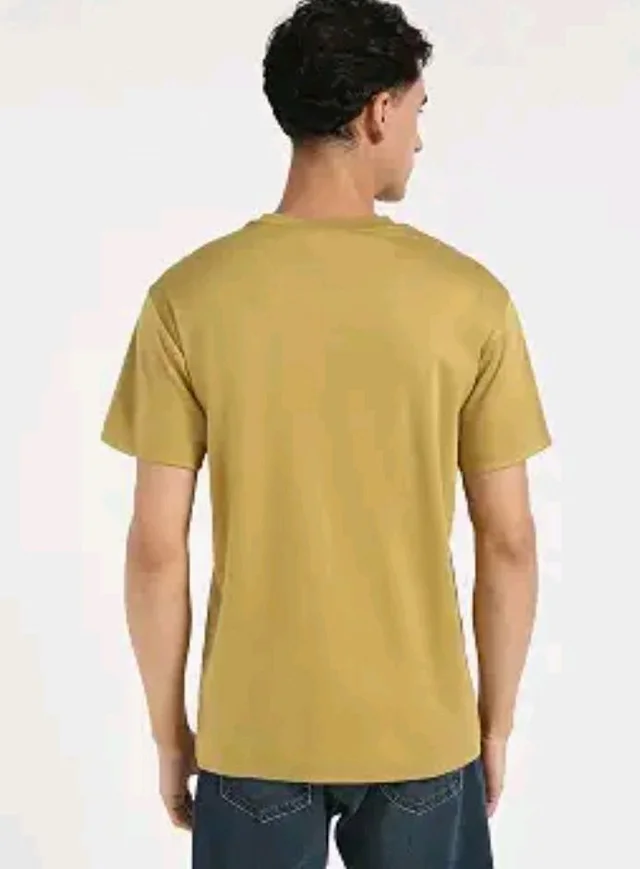 Calvin Klein Jeans Men T-Shirt
- S