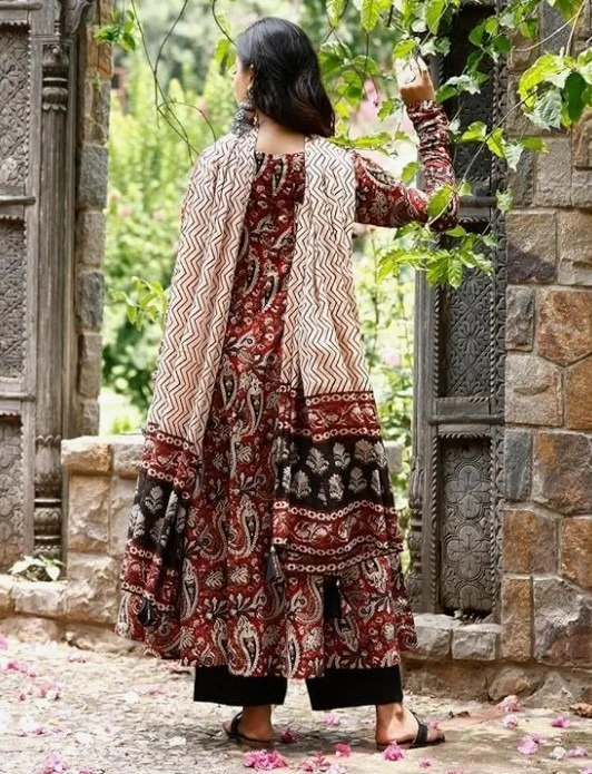 Nermosa Women Printed Anarkali Kurta and Pant Set with Dupatta
