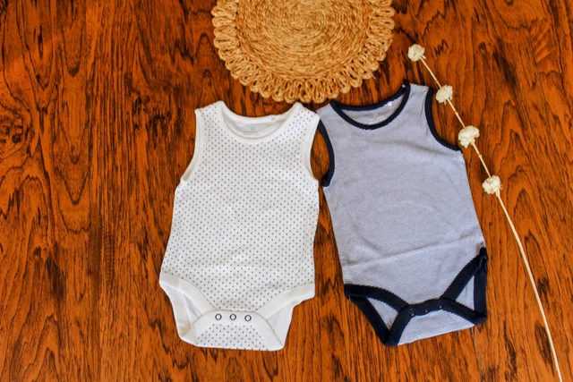 Star Printed Sleeveless Baby Romper - 6-9 Month