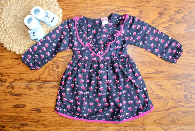 Little Frock Charm