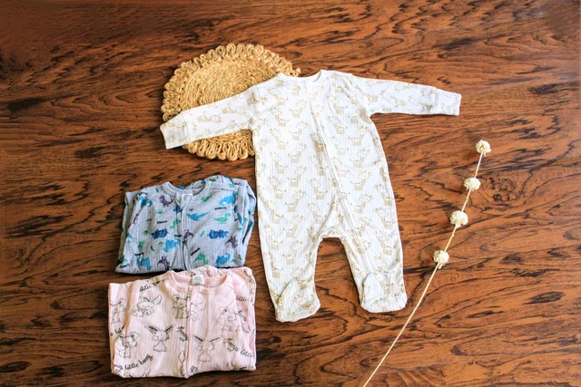 Cozy Dreams Baby Sleepsuit - Giraffe Print