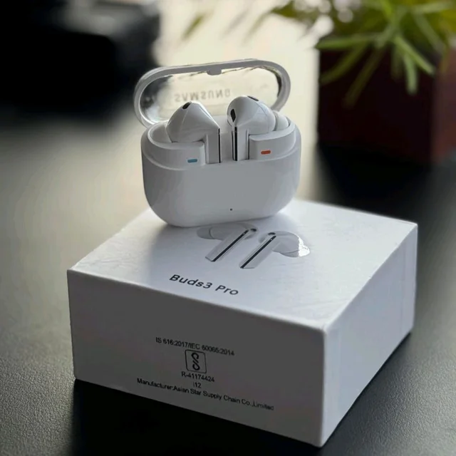 SAMSUNG  BUDS 3 PRO