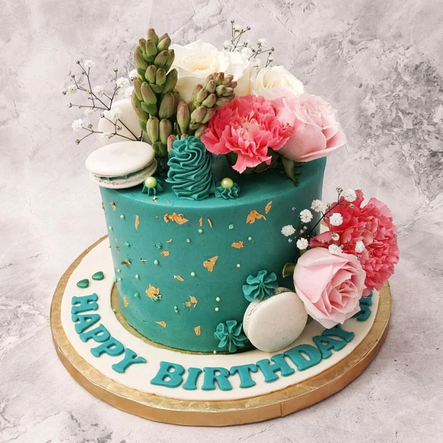 Sugar Paste Cake 