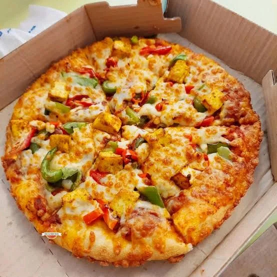 Urban Peppy Paneer Pizza