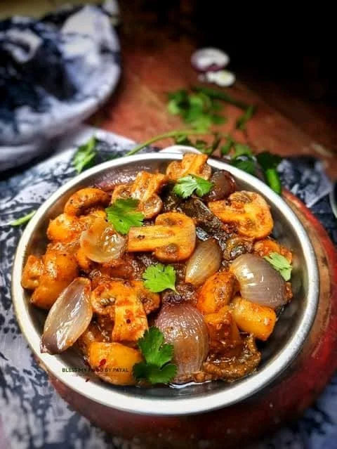 Mushroom Do Pyaza 
