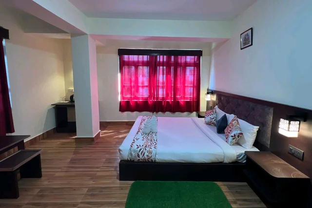 SILK ROUTE, GANGTOK & PELLING - 5N/6D