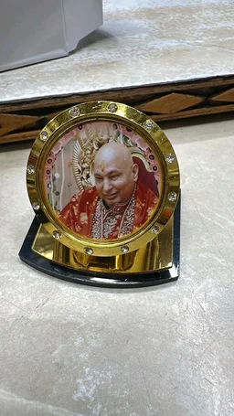 GURUJI DASH BOARD STAND