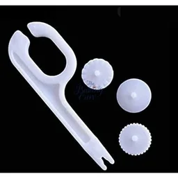 The Baking Curv 3-Wheel Fondant Cutter & Embosser – Stitching Wheel Tool for Cake Borders, Patterns & Detailing