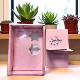 The Baking Curv 6 Cavity Cup Cake Box