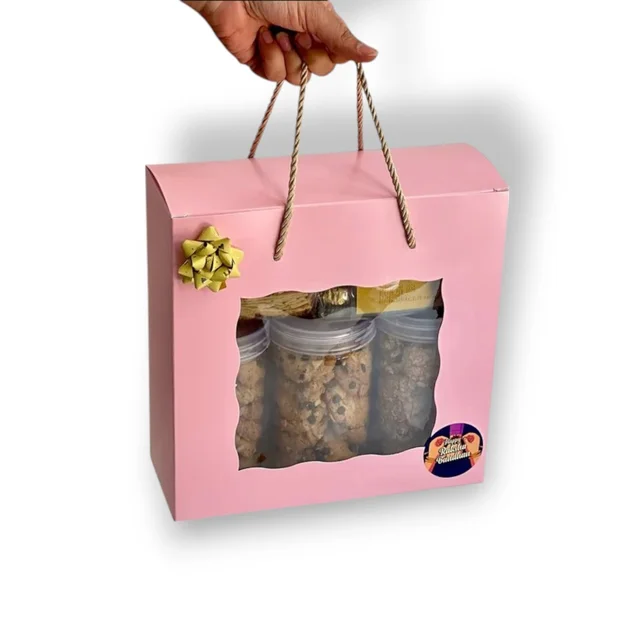 The Baking Curv Hamper box 6x6