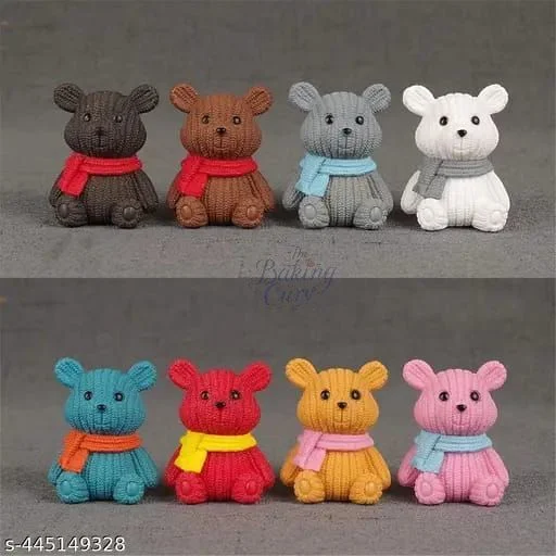 The Baking Curv Knitted Teddy Bear Figurine Set