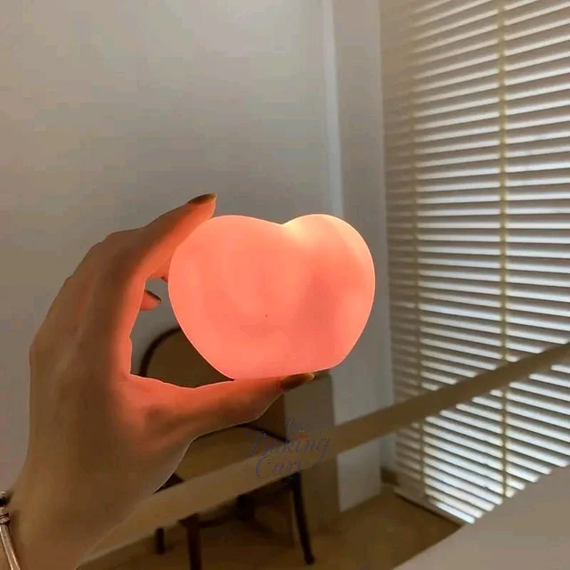 The Baking Curv LED Light Heart Cake Topper