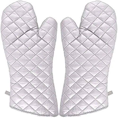 The Baking Curv Silver Baking Oven Gloves for Ideal Use in Homes, Bakeries, Hotels