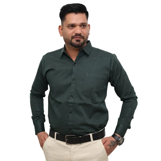 Look Me Apparel Men Solid Green Regular Fit Full Sleeve Cotton Blend Formal Shirt with Spread Collar - L, Green