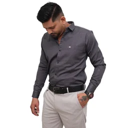 Look Me Apparel Men Solid Grey Regular Fit Full Sleeve Cotton Blend Formal Shirt with Spread Collar - M, Grey