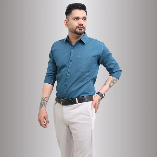 Look Me Apparel Men Solid Teal Regular Fit Full Sleeve Cotton Blend Formal Shirt with Spread Collar - M, Blue